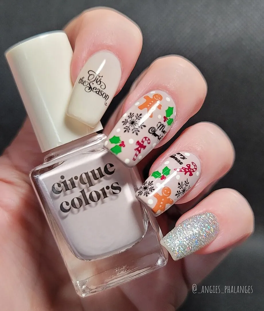 Cirque Colors Whitney nagellack dammig lilarosa crème