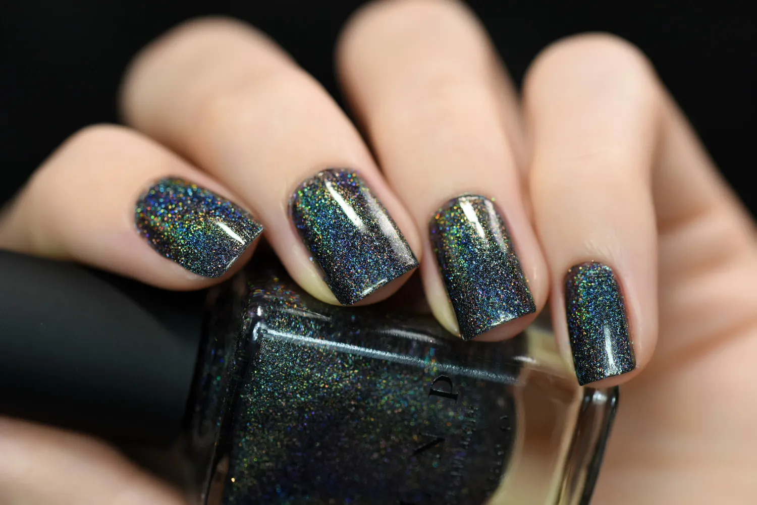 ILNP Missed Calls holografiskt nagellack svart