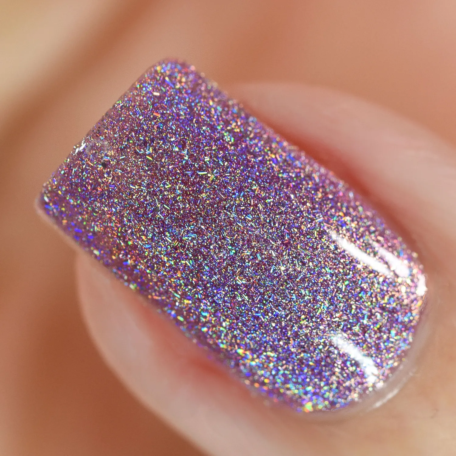 ILNP Ultra Holo Celeste nagellack lila stark holo