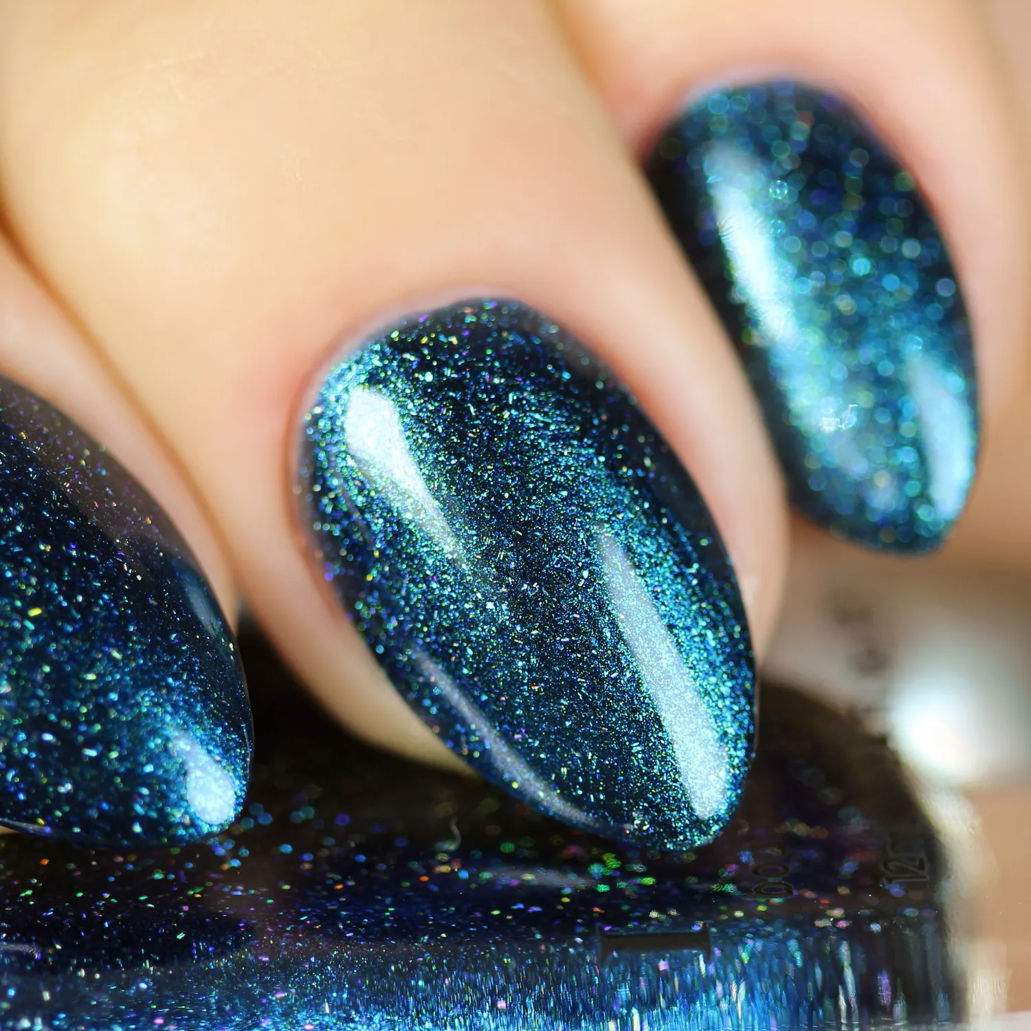 ILNP Spellbound nagellack teal-grön duokrom