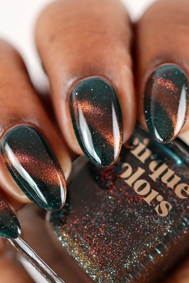 Cirque Colors Red Sprite nagellack magnetiskt turkos