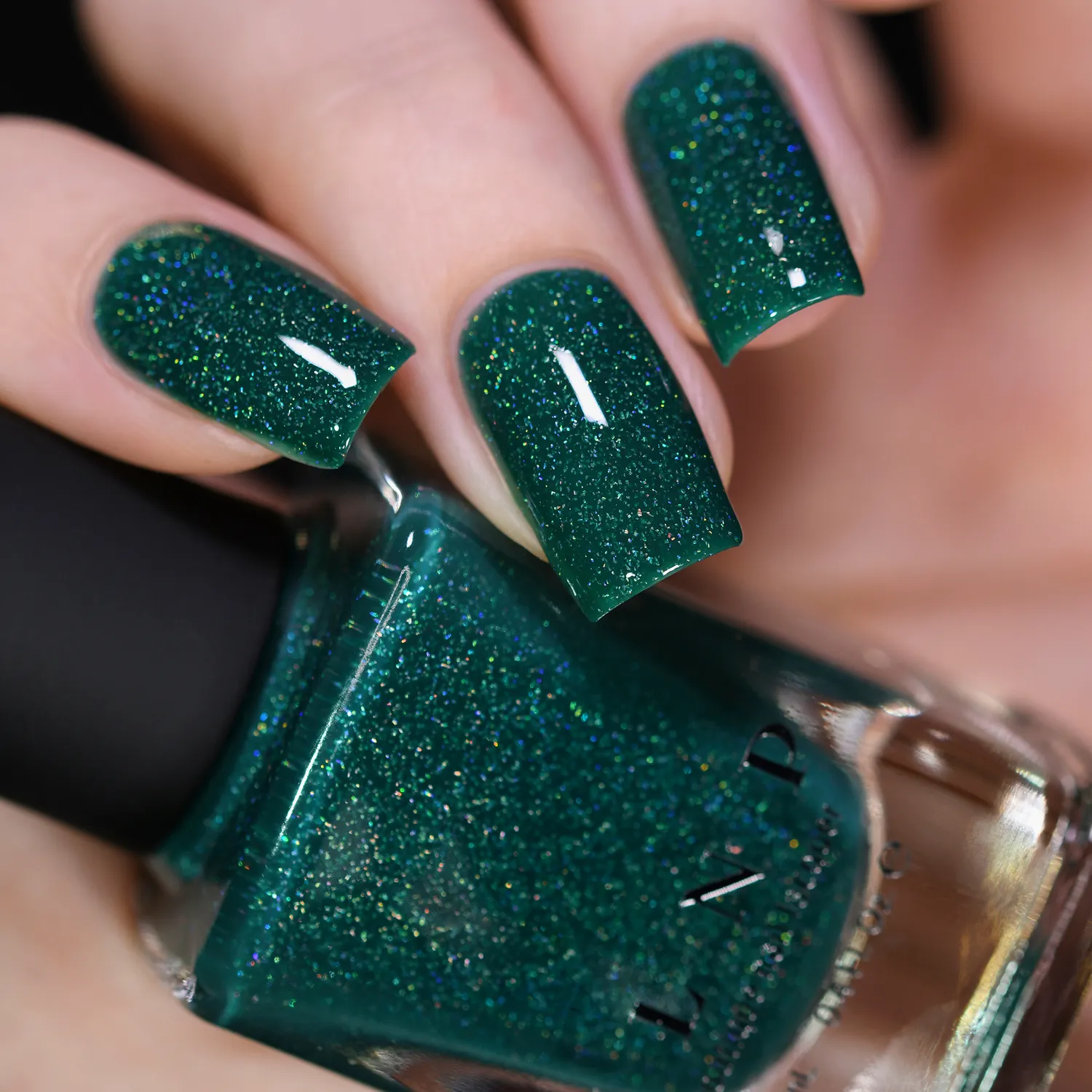 ILNP Tropics Private Island nagellack grön holo
