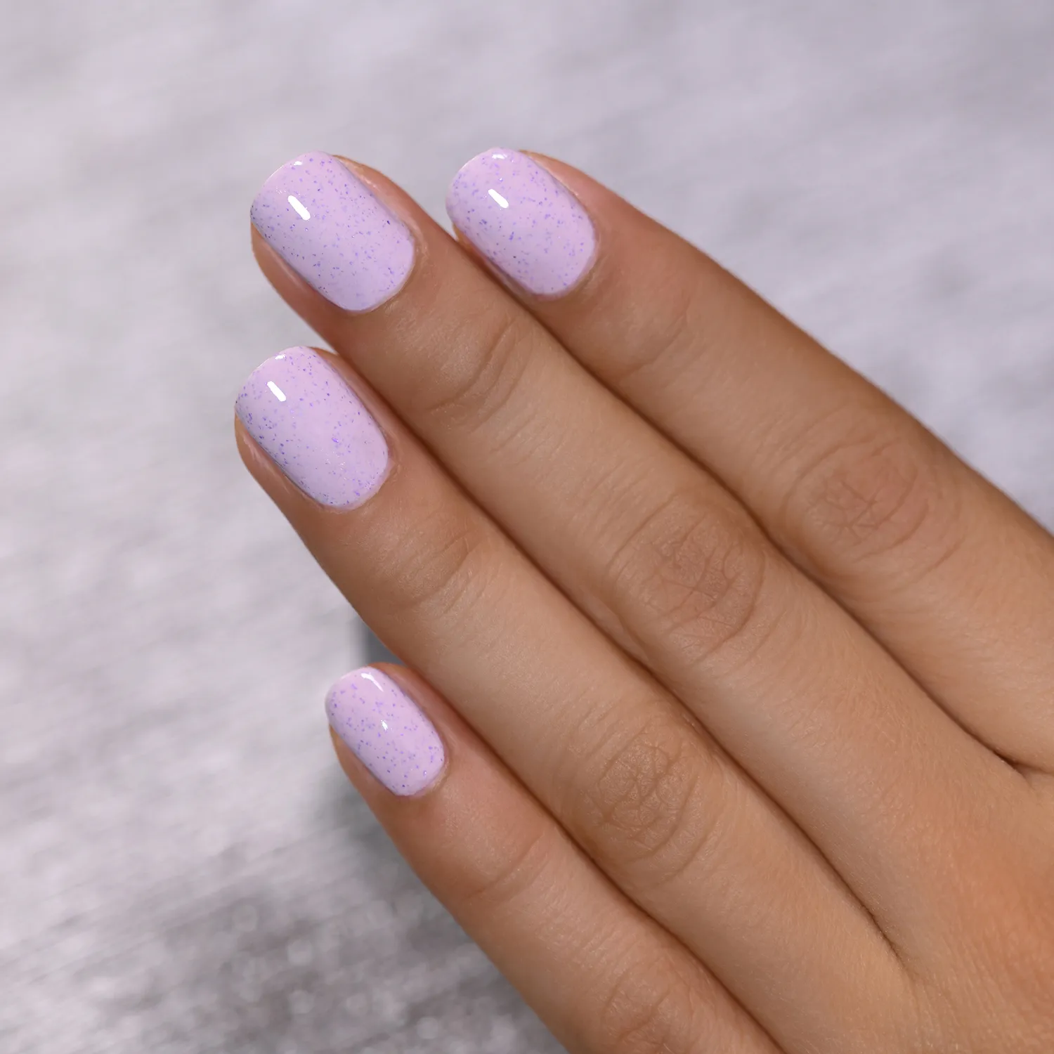 ILNP Hatched Heather nagellack ljuslila prickig