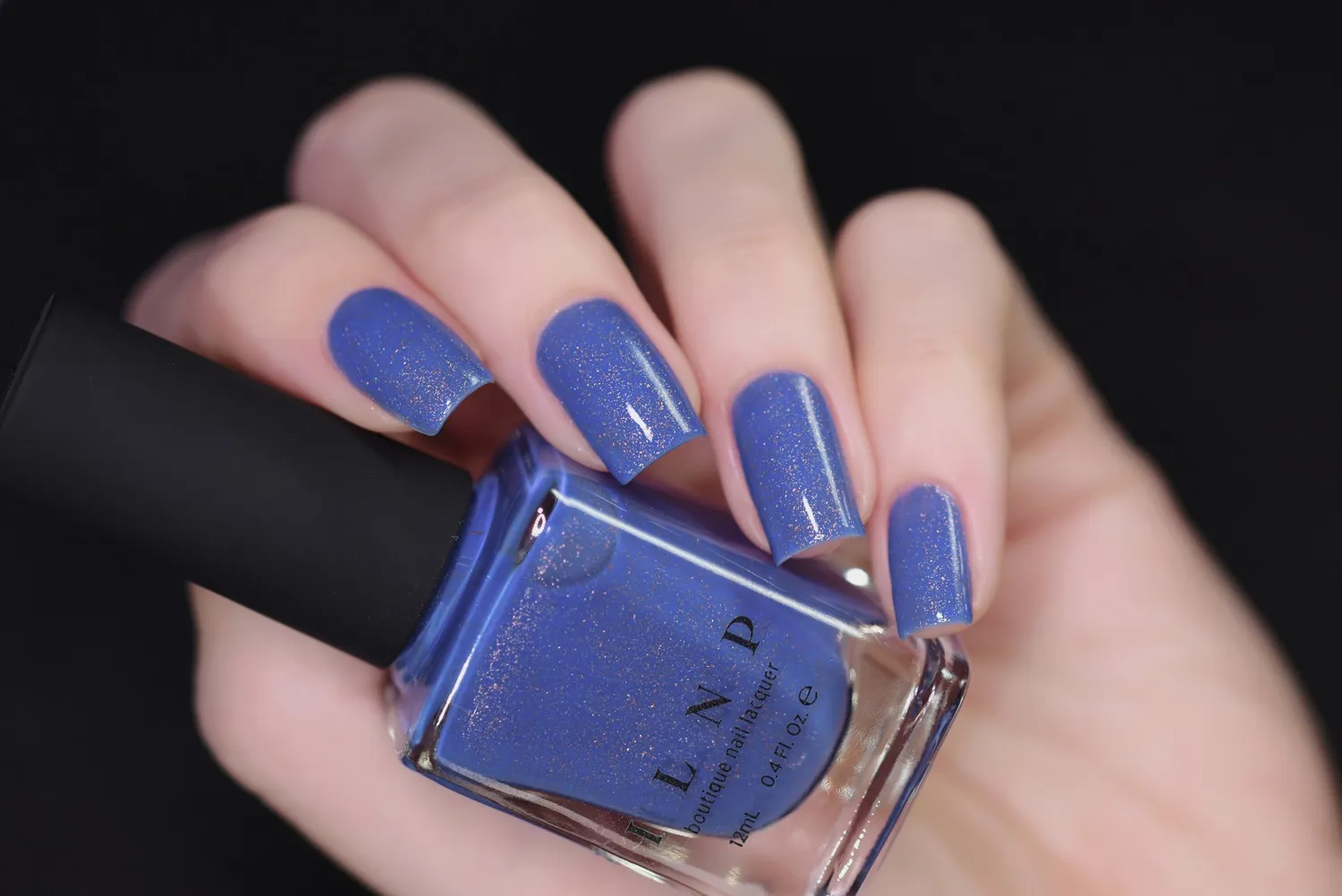ILNP Ocean Ave nagellack cerulean holografiskt