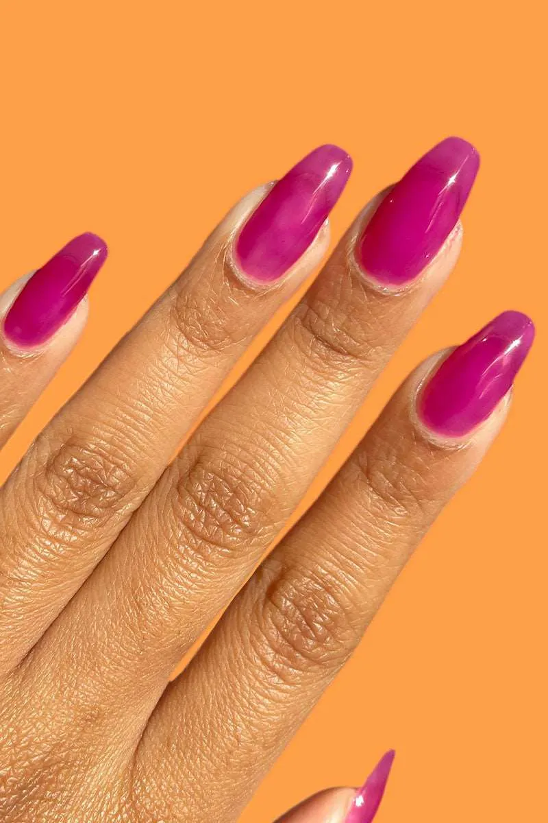 Cirque Colors Bitten Jelly nagellack jelly magenta