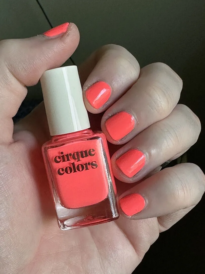 Cirque Colors Vice Boozy Brunch nagellack korallneon