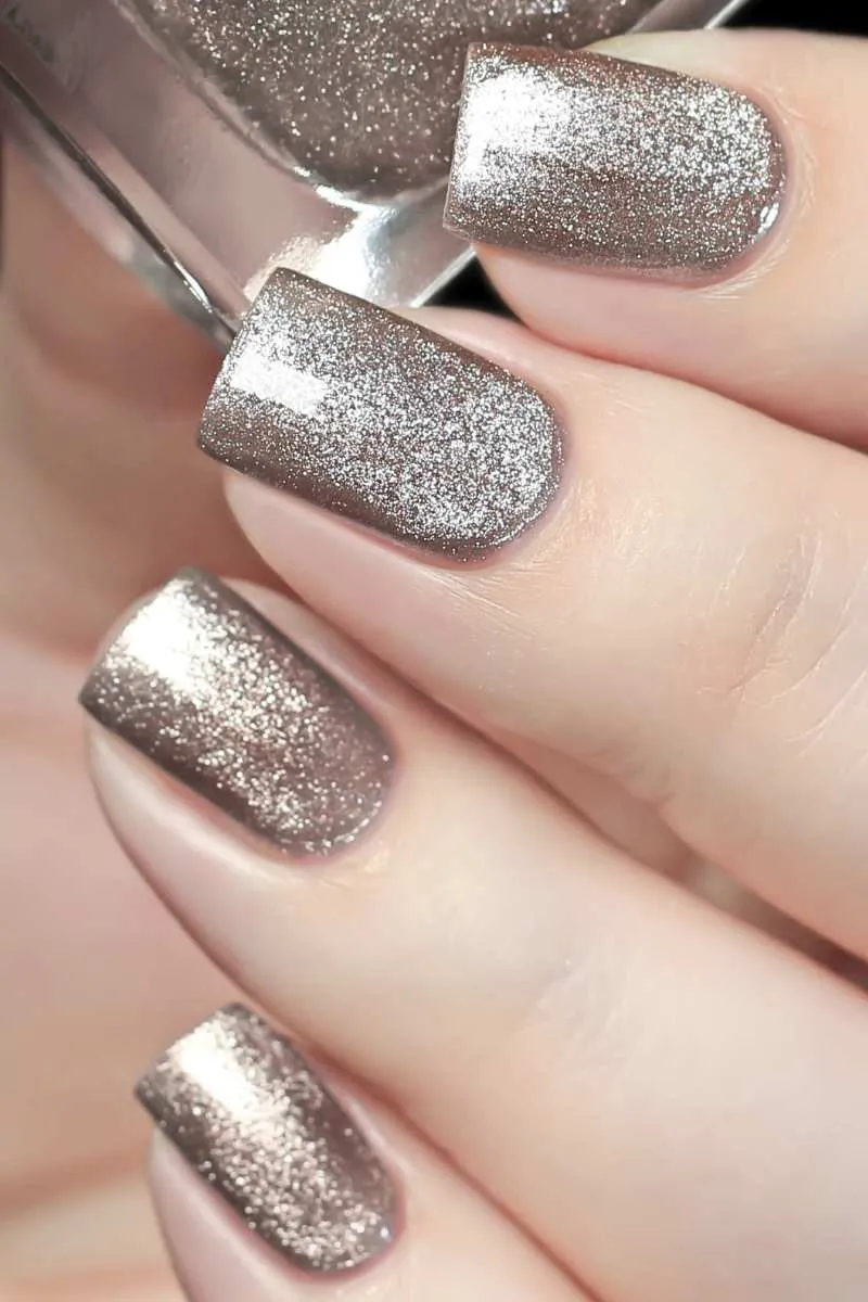 Cirque Colors Halo nagellack magnetisk taupebrun