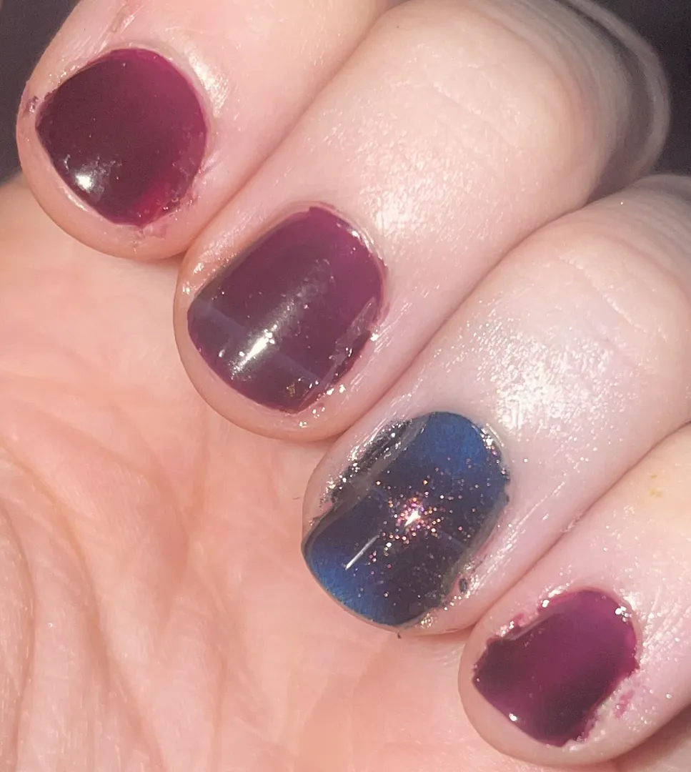 Cirque Colors Castle in the Sky nagellack magnetisk teal