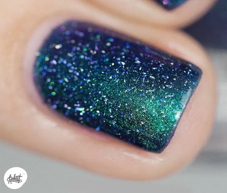 ILNP Interstellar nagellack holografiskt marinblått
