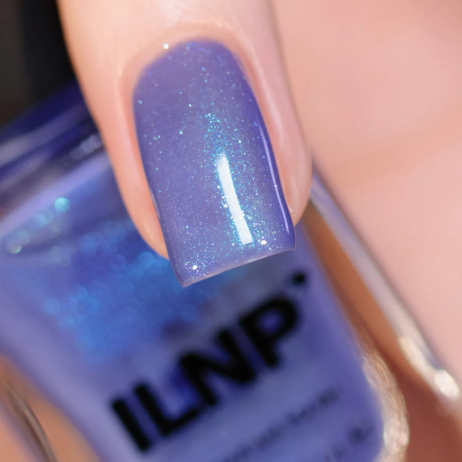 ILNP Wallflower nagellack periwinkle-lila shimmer