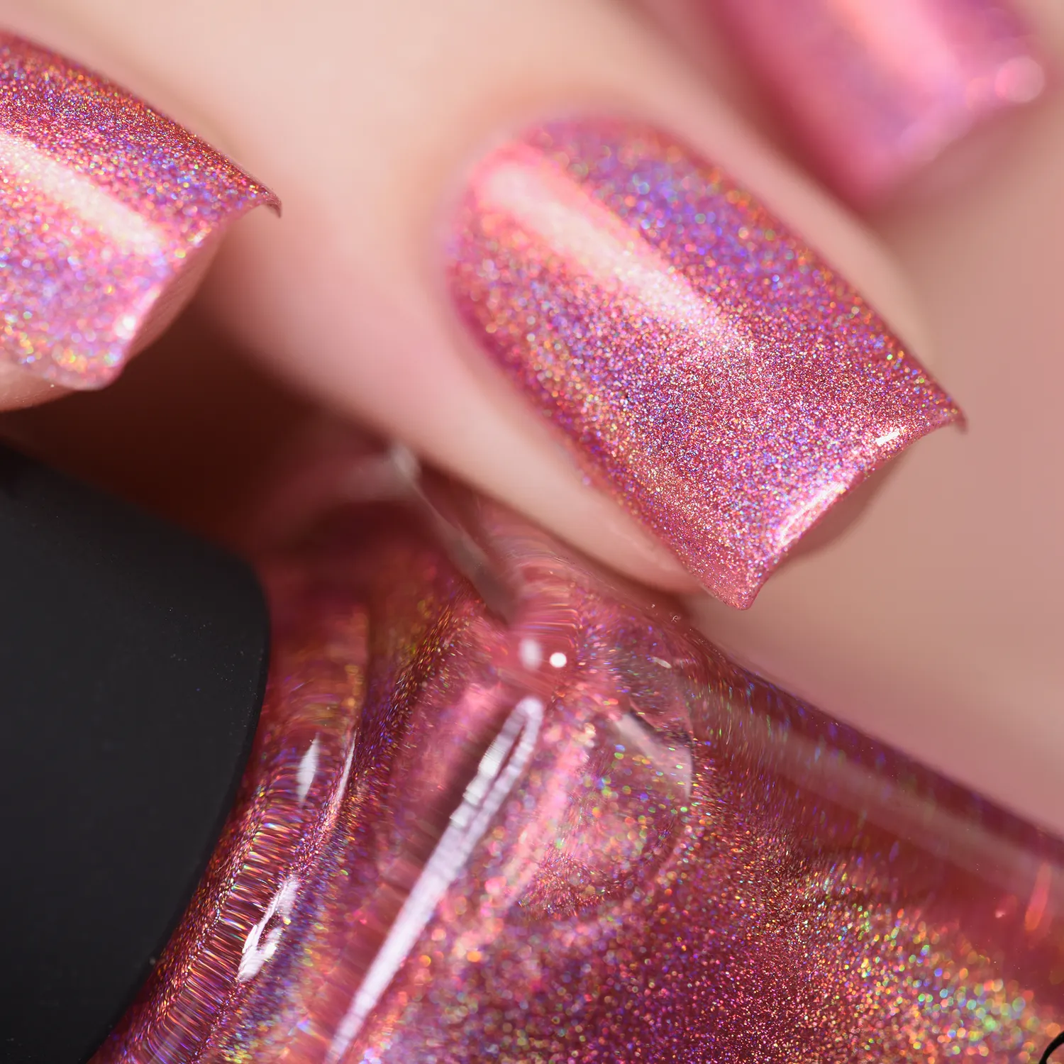 ILNP Kiss And Tell Ultra Holo nagellack rosa holografiskt