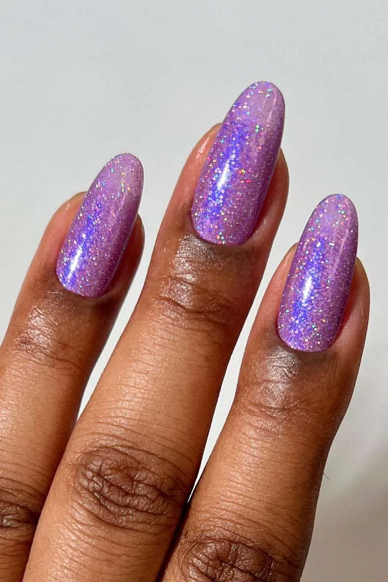 Cirque Colors Jammin Out shimmer nagellack druvlila holografisk