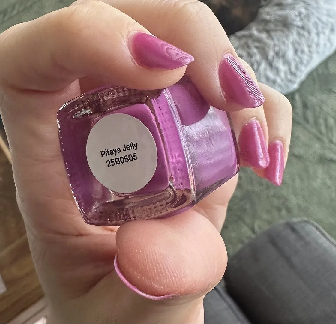 Cirque Colors Pitaya Jelly nagellack magenta jelly