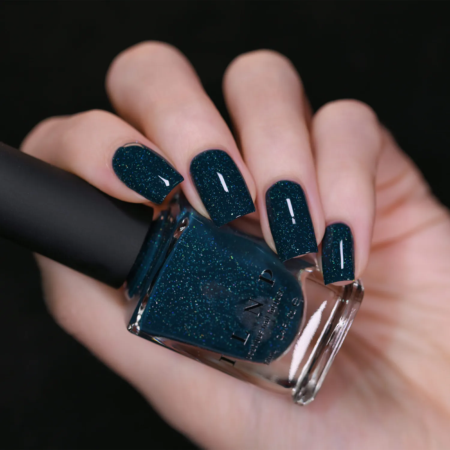 ILNP Snowstorm nagellack holografisk mörkblå