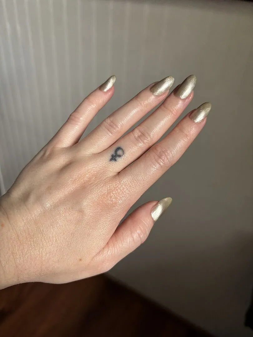 Cirque Colors Mother of Pearl nagellack magnetisk pärlemor
