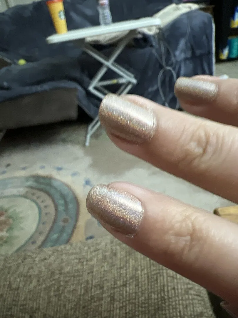 Cirque Colors Space Cowboy nagellack beige holografisk