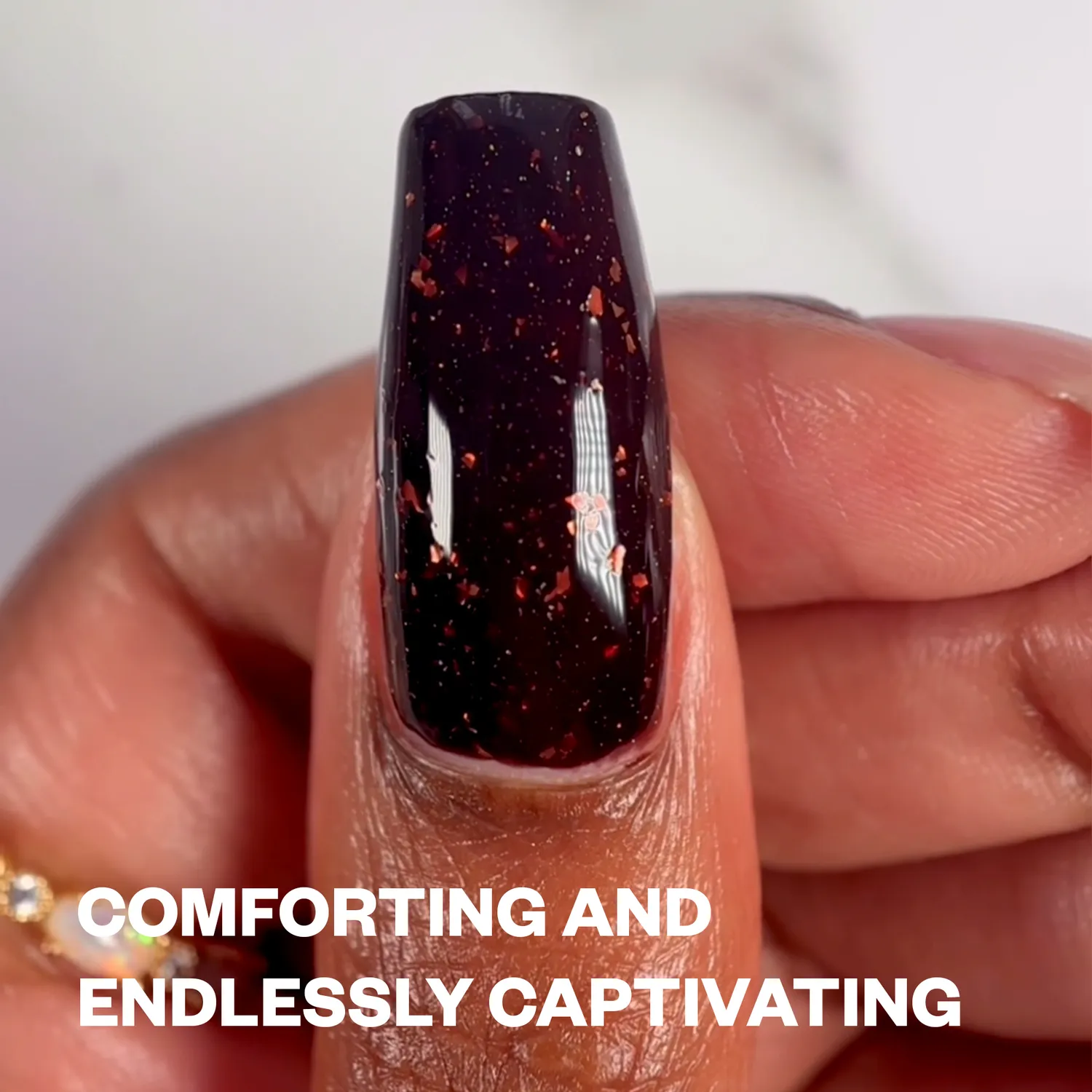 ILNP Slow Burn nagellack brun kopparflakes