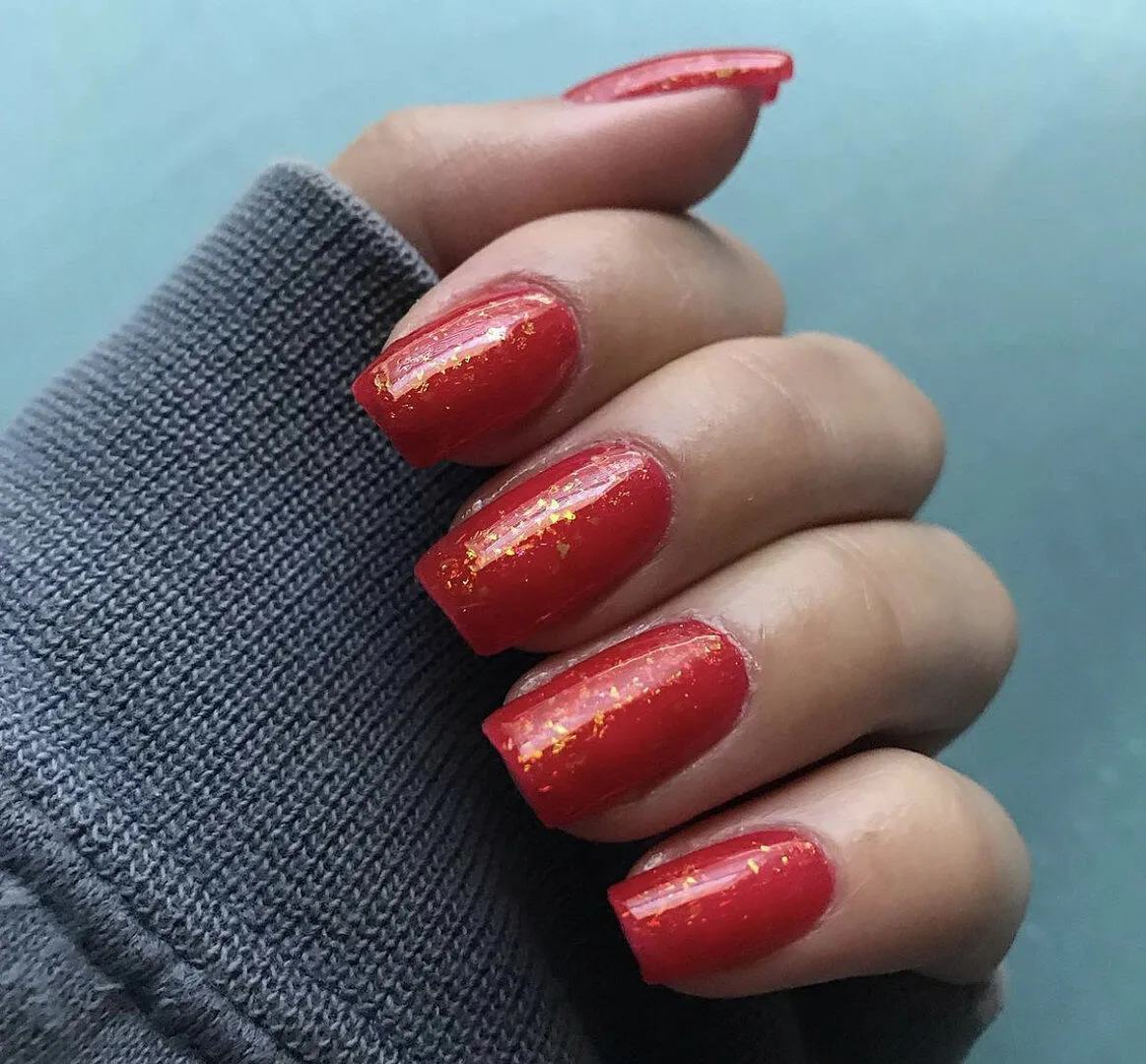 Cirque Colors Tutti Frutti nagellack röd jelly