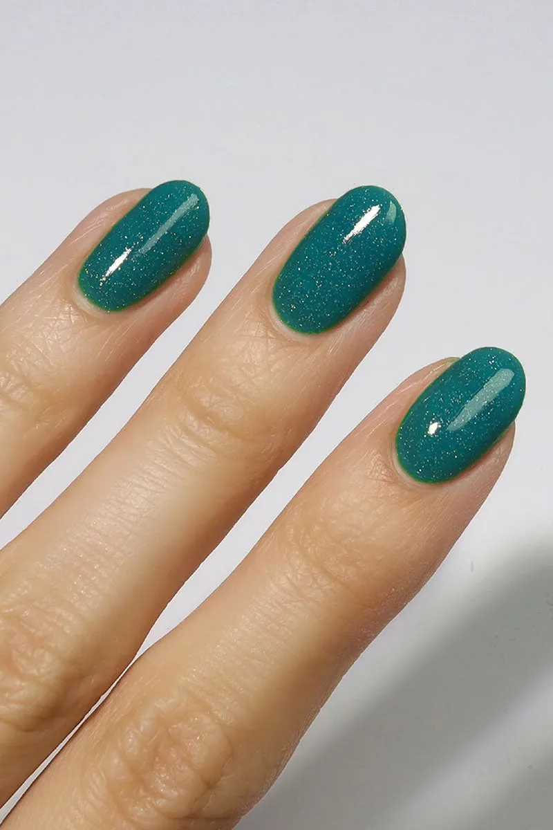 Cirque Colors Magic Meadow nagellack thermal grön