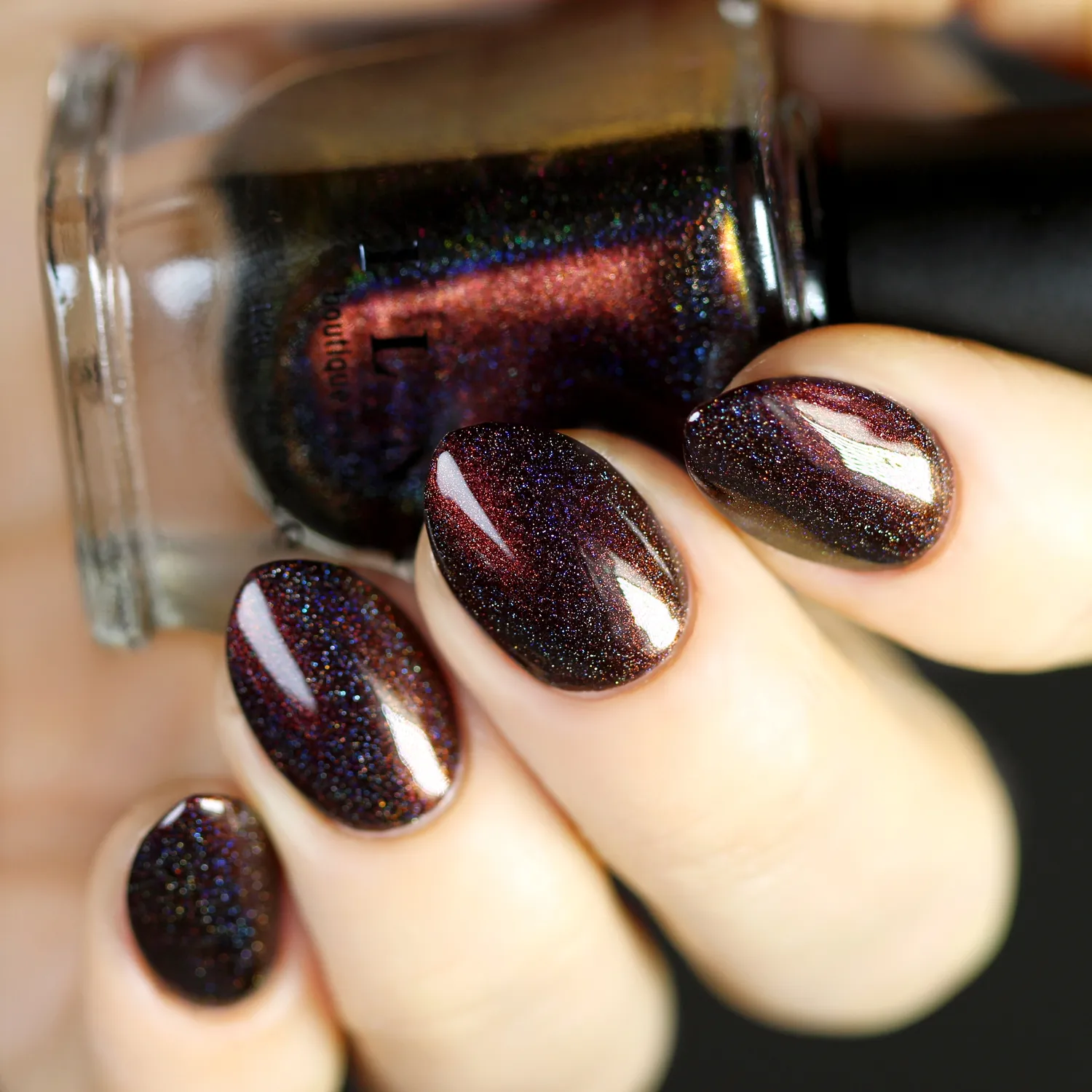 ILNP Dash of Cocoa nagellack holografiskt chokladbrunt