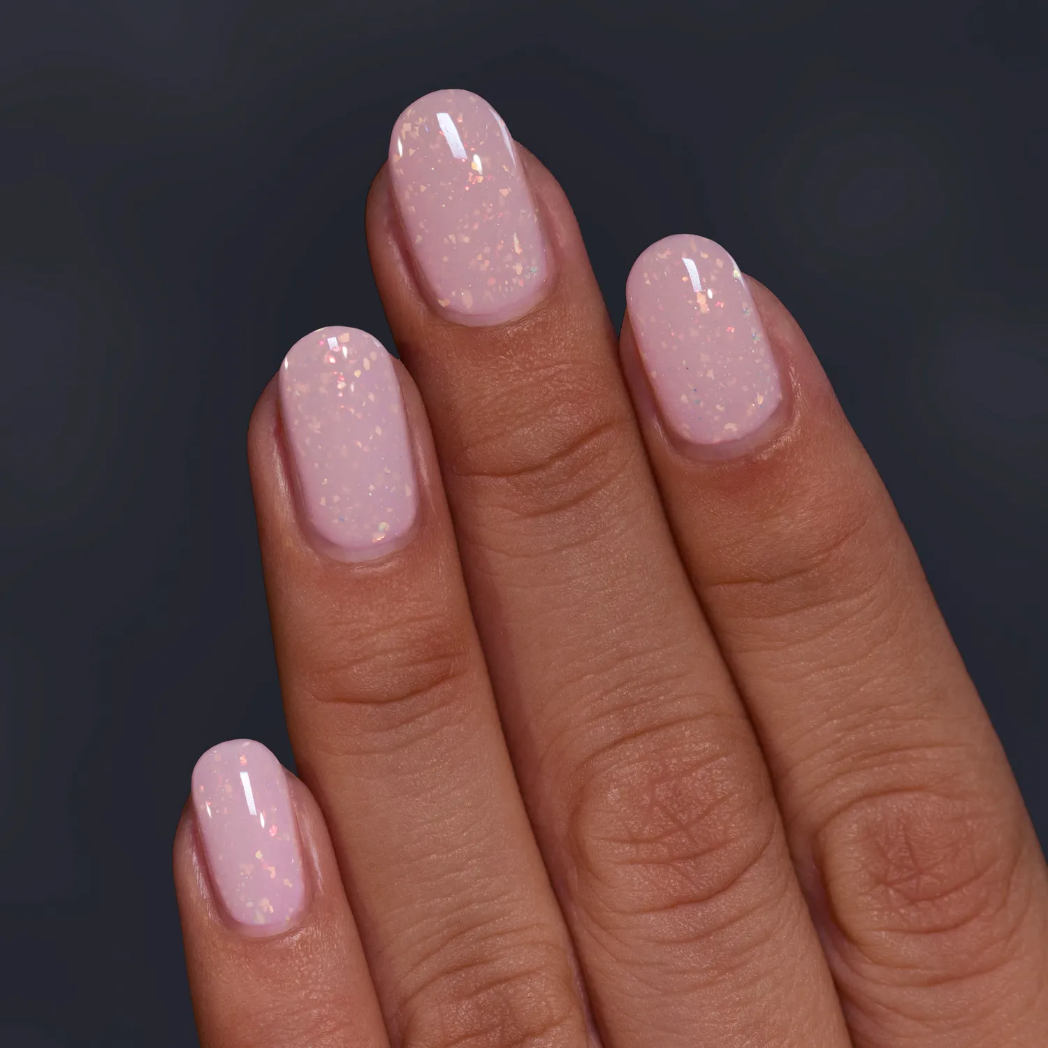 ILNP Overcast Daybreak nagellack flakie mjölkrosa