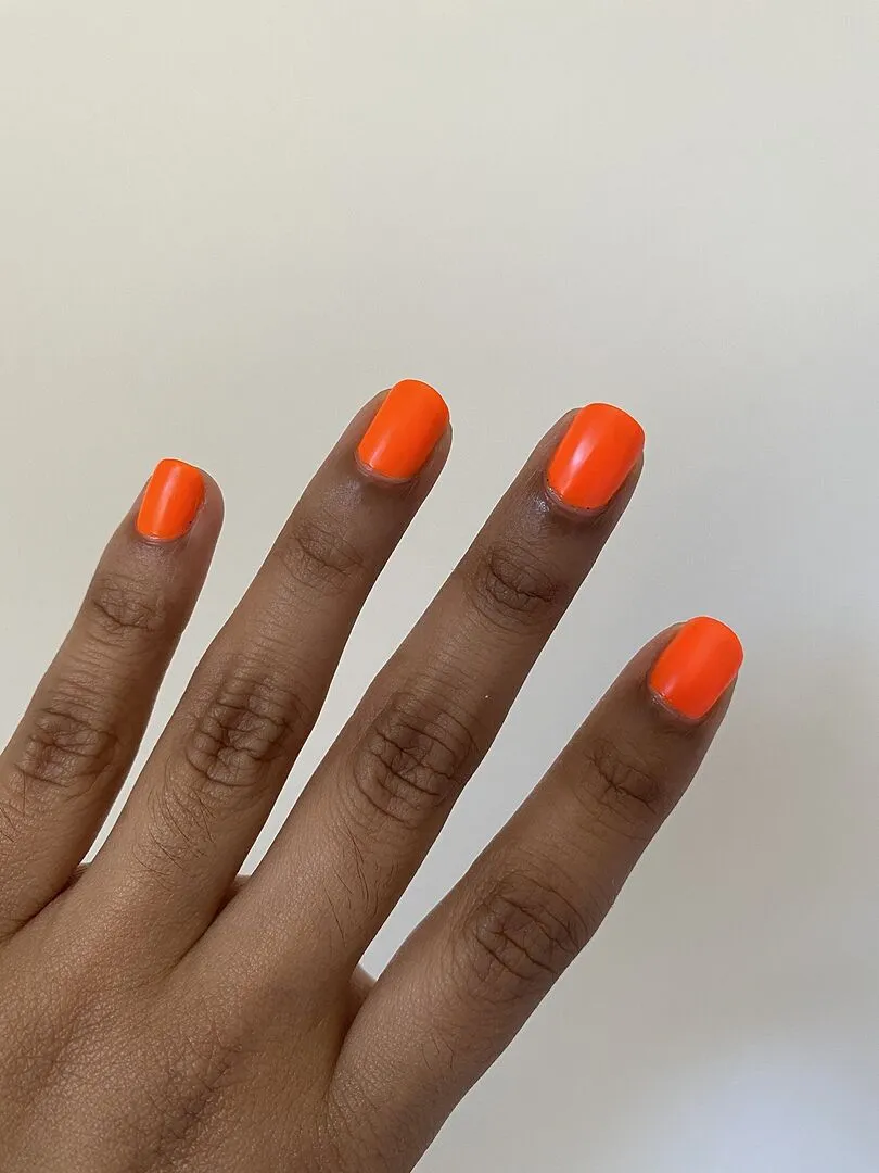 Cirque Colors Superfreak nagellack neonorange kräm