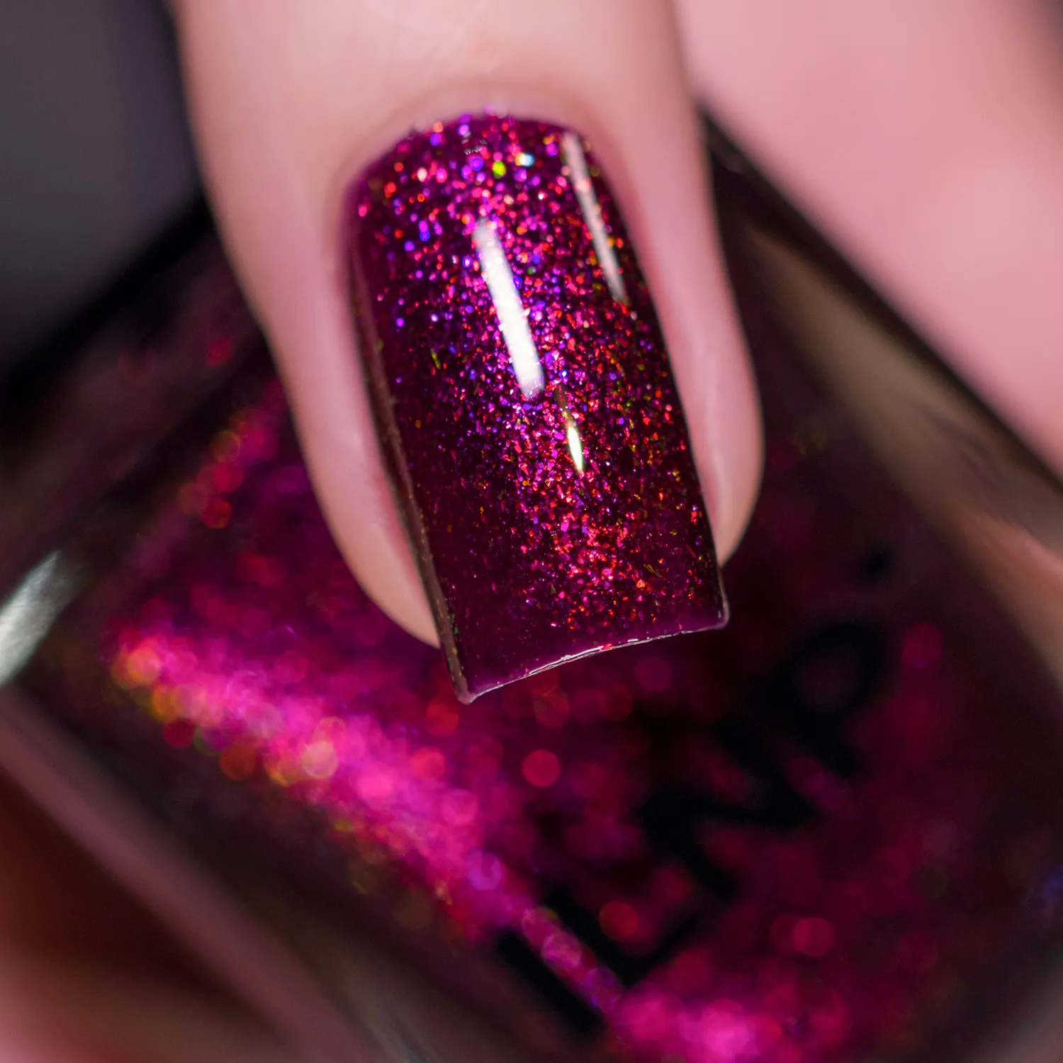 ILNP Harvest Dakota nagellack mörkbär glitter