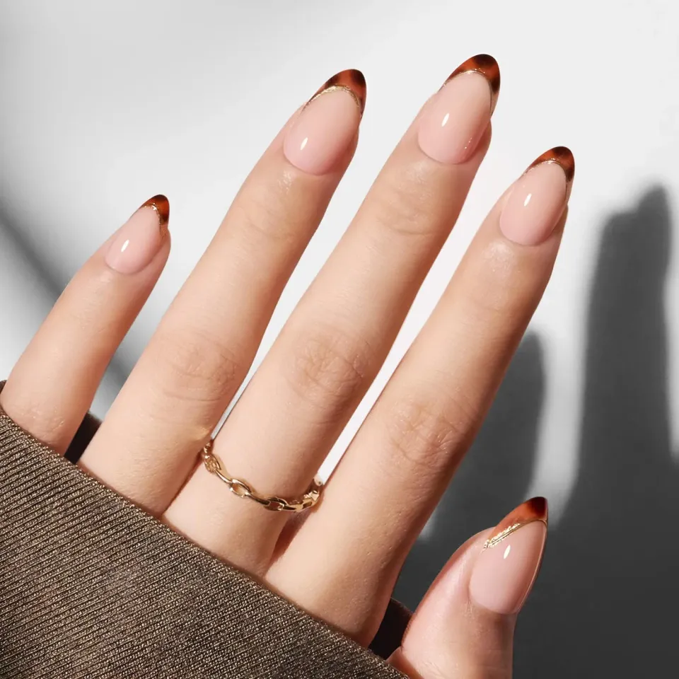 Modelones French Tip lösnaglar mandel kort 30-pack