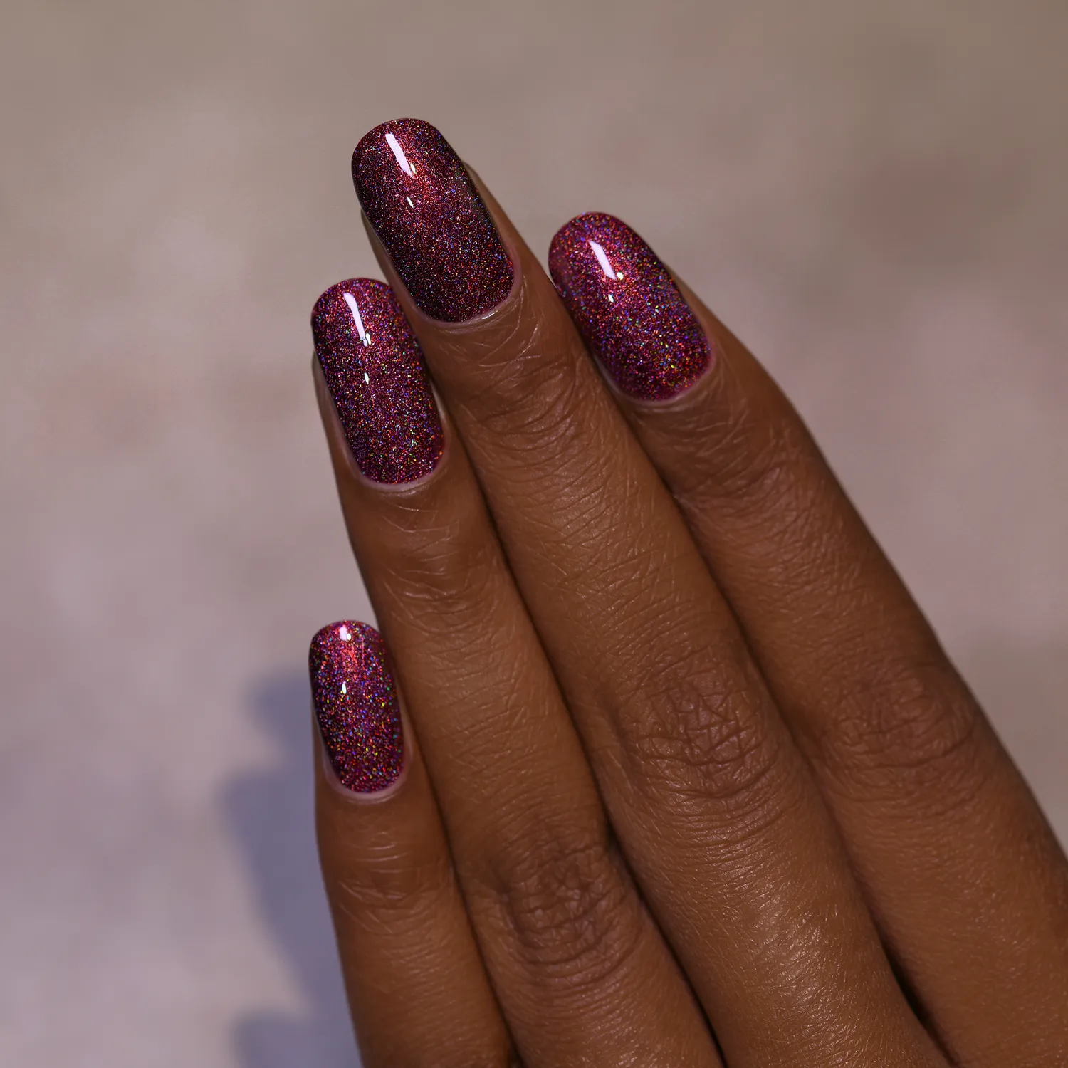 ILNP Manhattan Broadway nagellack vinrött holo