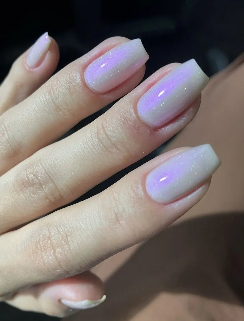 Cirque Colors Ghost Rose nagellack ljusrosa skimmer