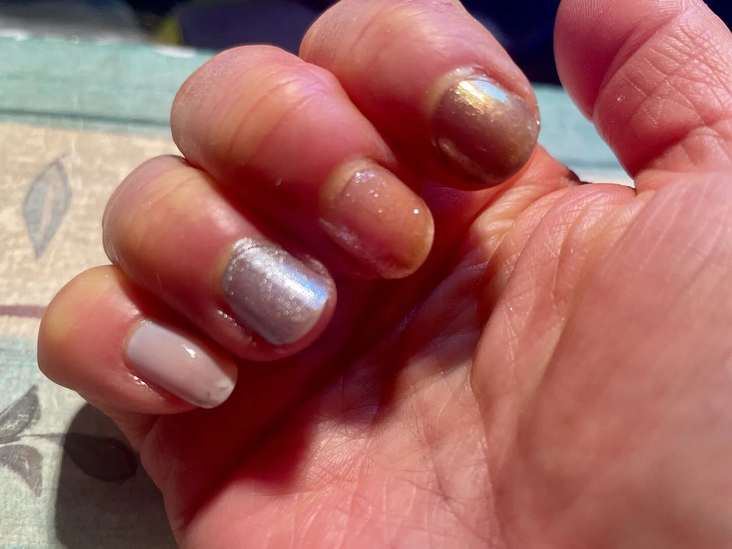 Cirque Colors Tender Touch magnetiskt nagellack rökig lila