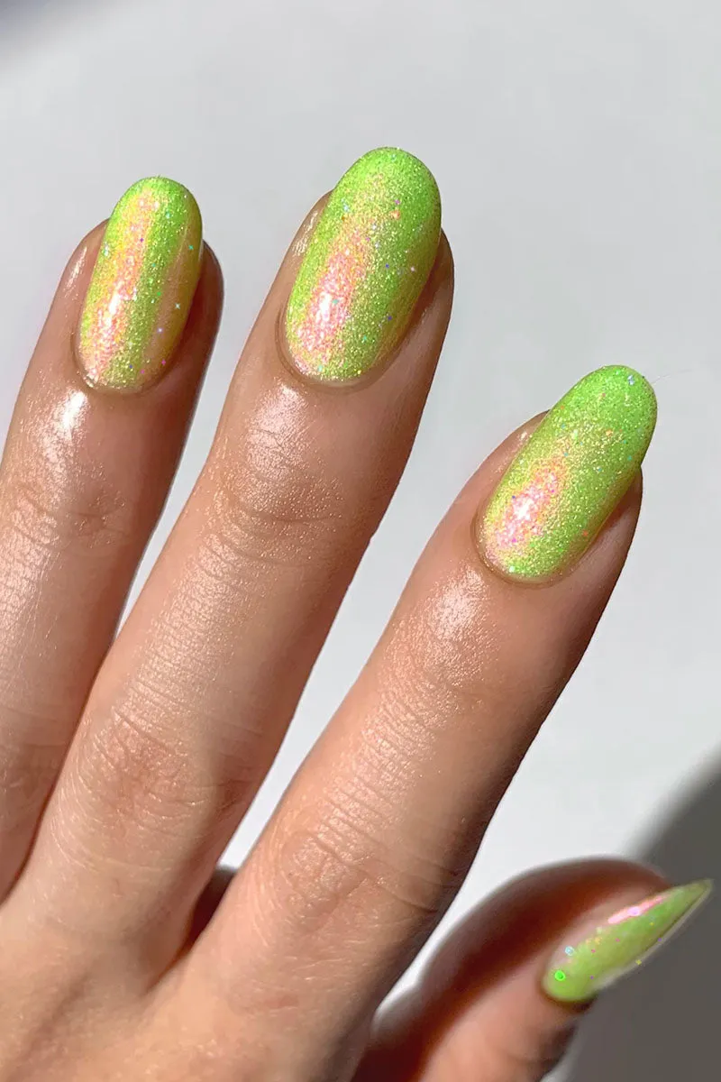 Cirque Colors You Tart nagellack holografisk syrgrön
