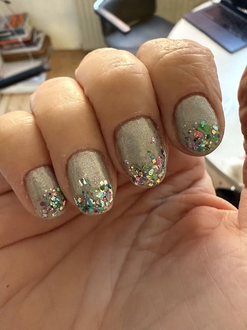 Cirque Colors Subculture nagellack silver holo