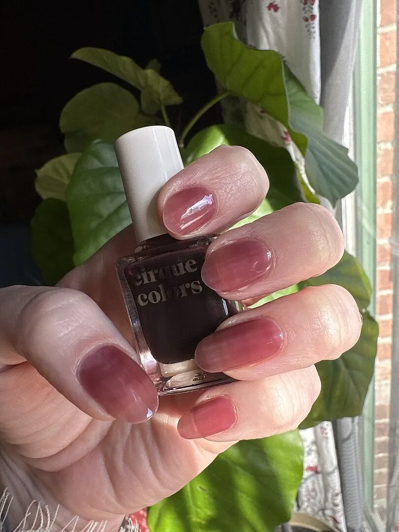Cirque Colors Mxcn Cola Jelly nagellack burgundy