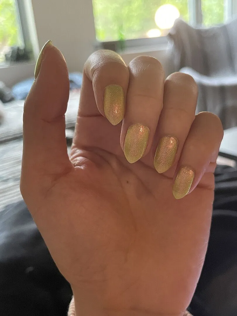 Cirque Colors You Tart nagellack holografisk syrgrön