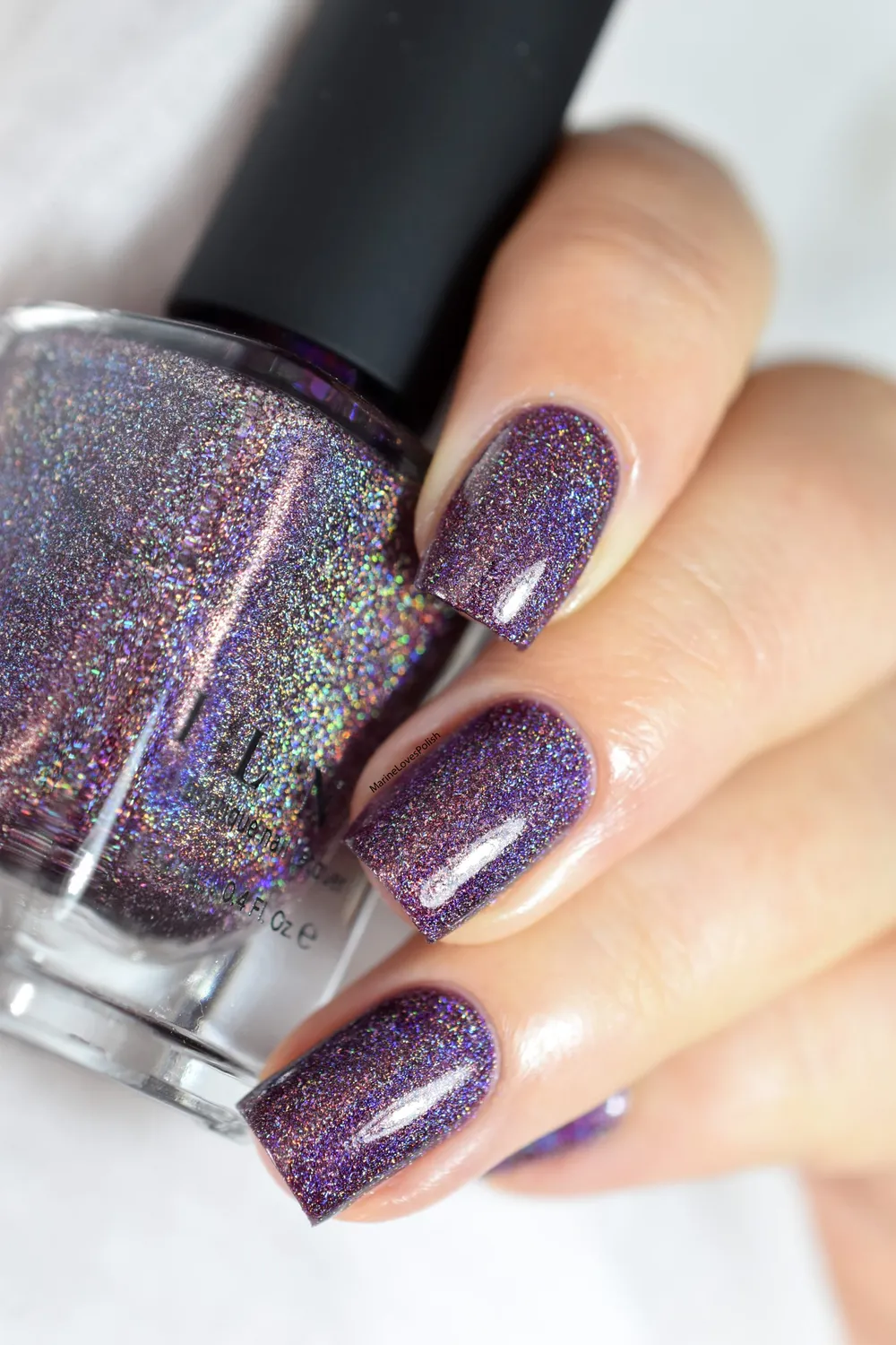 ILNP First Dance nagellack plommon holo