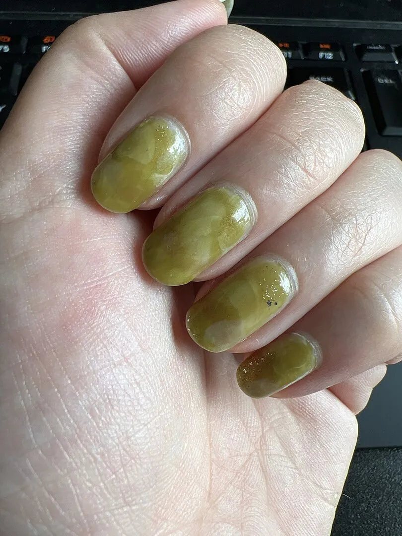 Cirque Colors Olive Jelly nagellack olivgrön jelly
