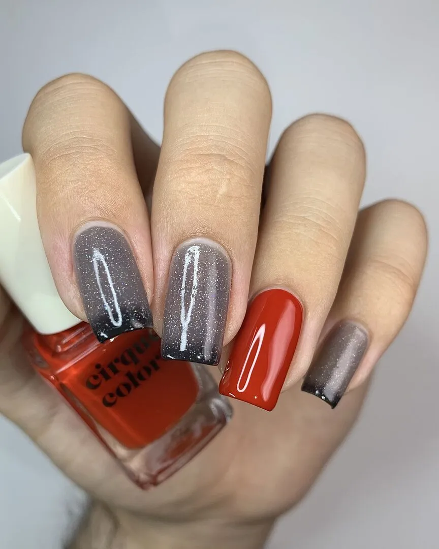 Cirque Colors Witching Hour nagellack termisk svart