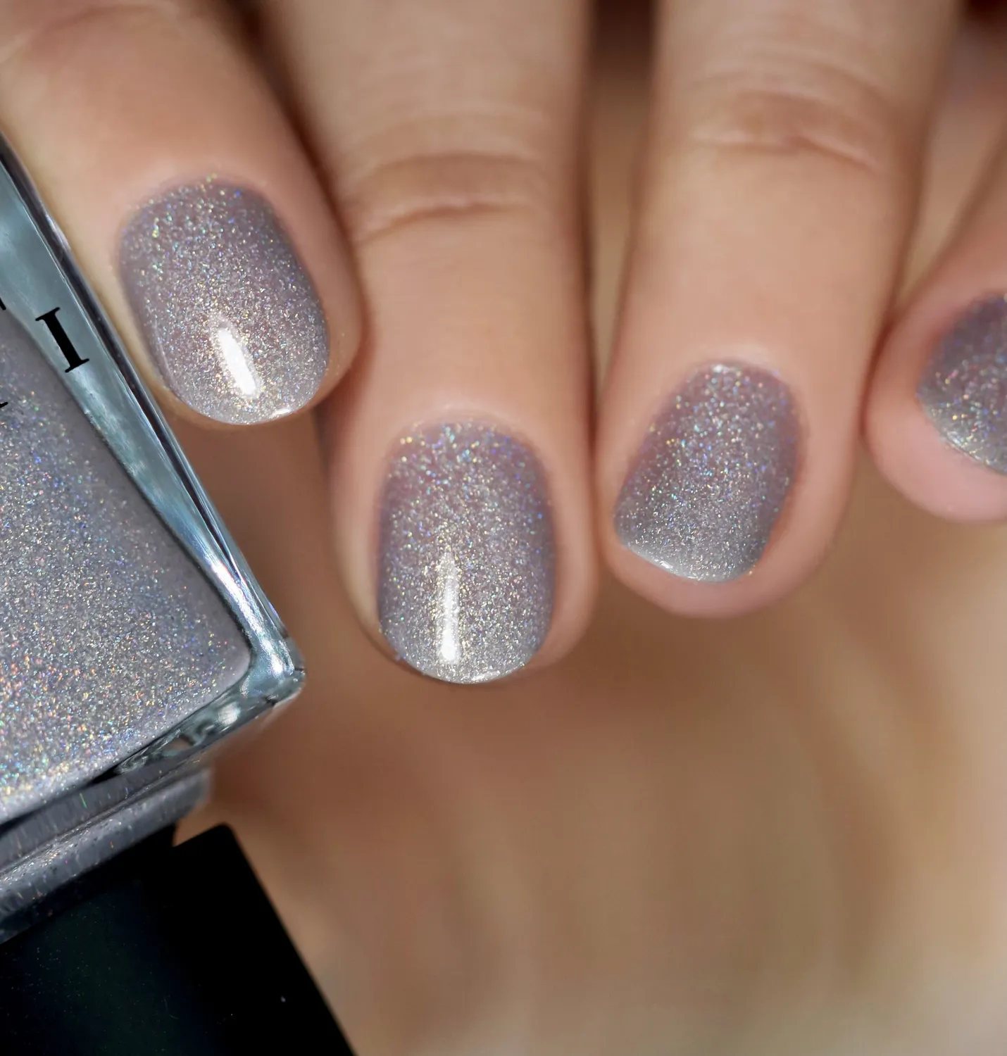 ILNP Ring Bearer nagellack holografisk taupe