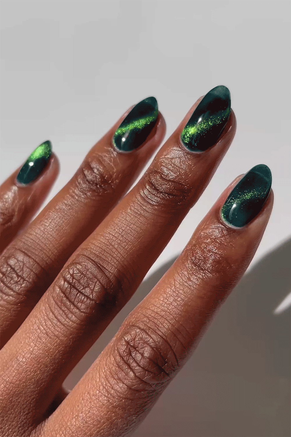 Cirque Colors Mood Ring nagellack magnetisk teal multikrom