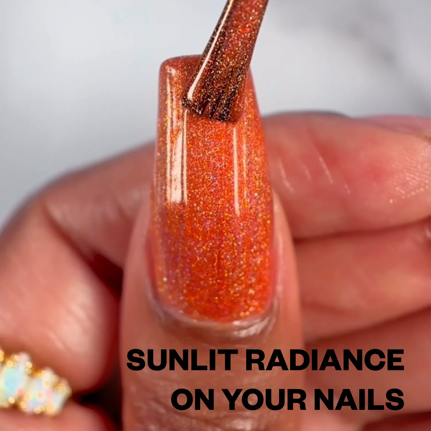 ILNP Sunset Blvd holografiskt nagellack orange guldskimmer