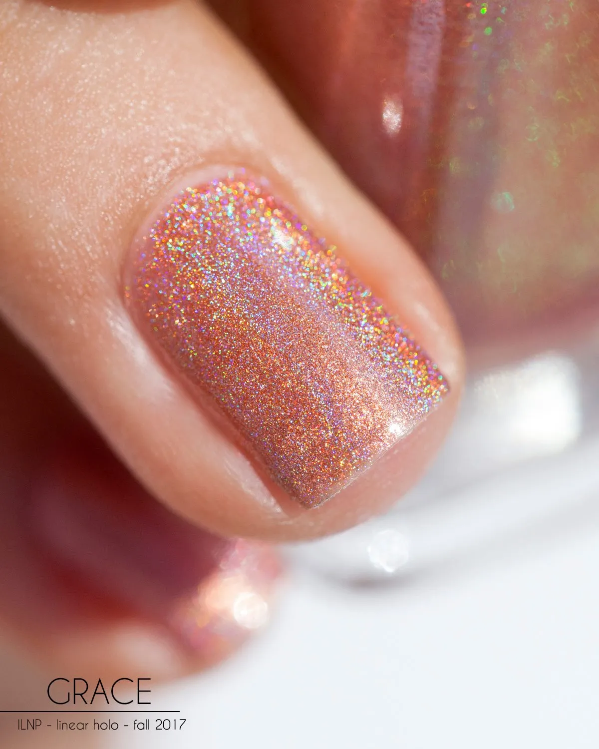 ILNP Ultra Holo Grace nagellack guldpeach holografiskt