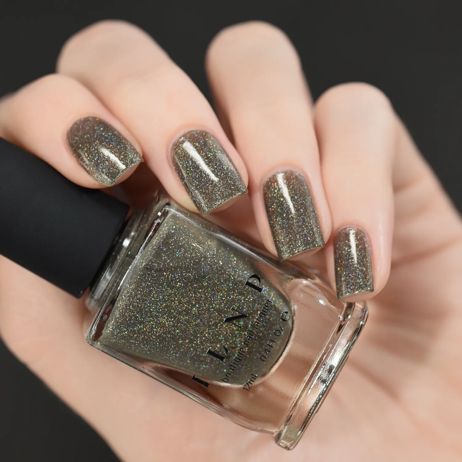 ILNP Alexander nagellack olivgrön holografisk