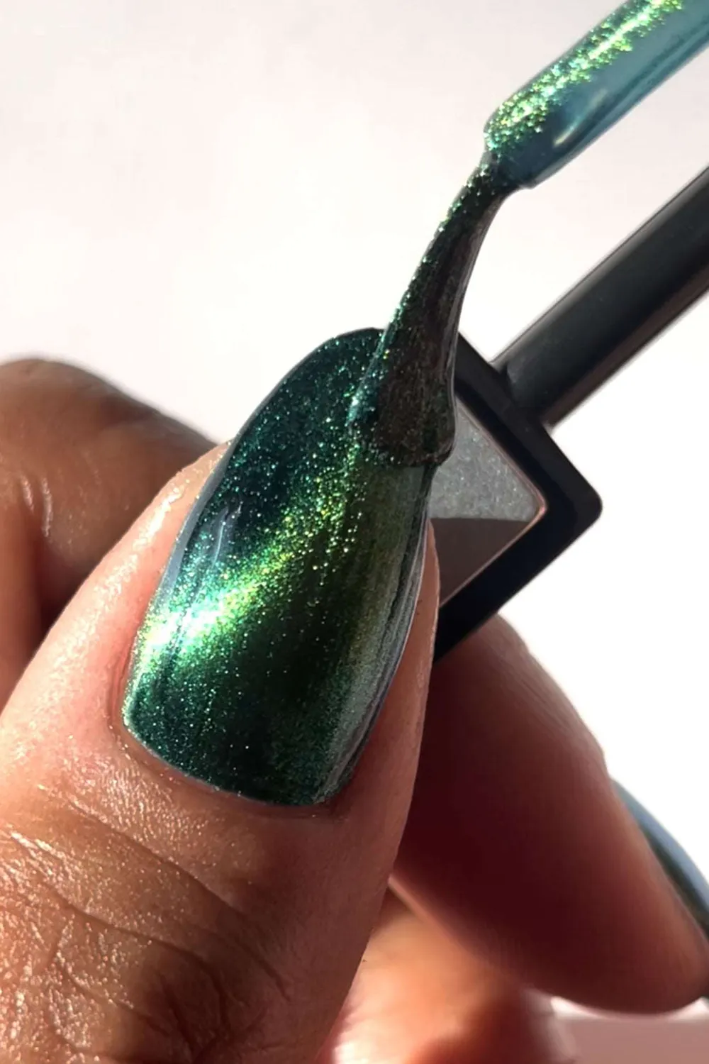 Cirque Colors Fatal Attraction magnetverktyg magnetlack