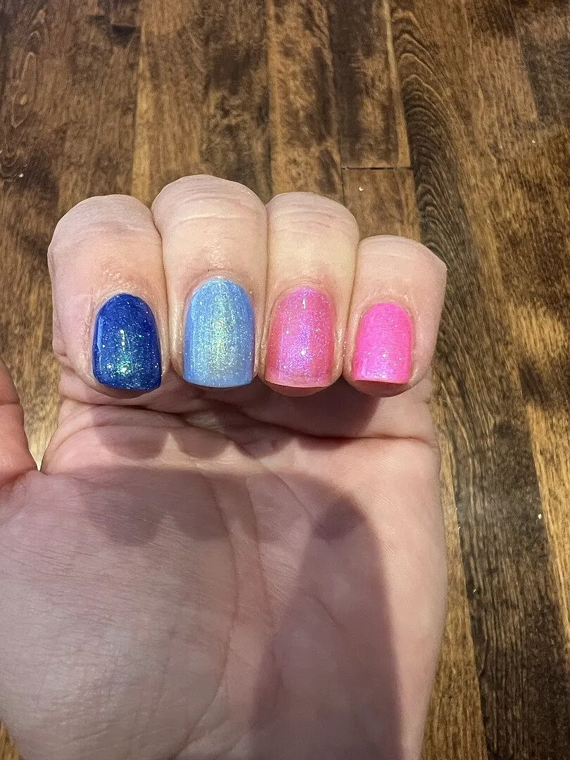 Cirque Colors Flamingo nagellack neonrosa blått skimmer