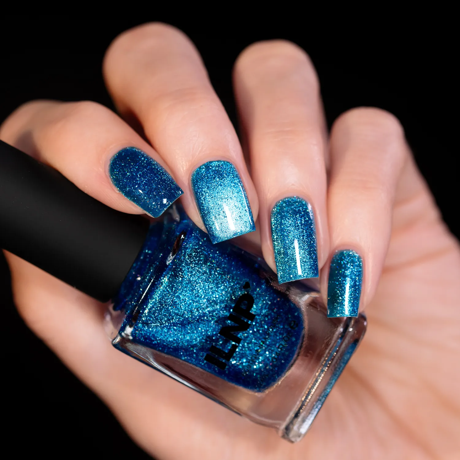 ILNP POP Blue Fizz nagellack elektrisk blå magnetisk
