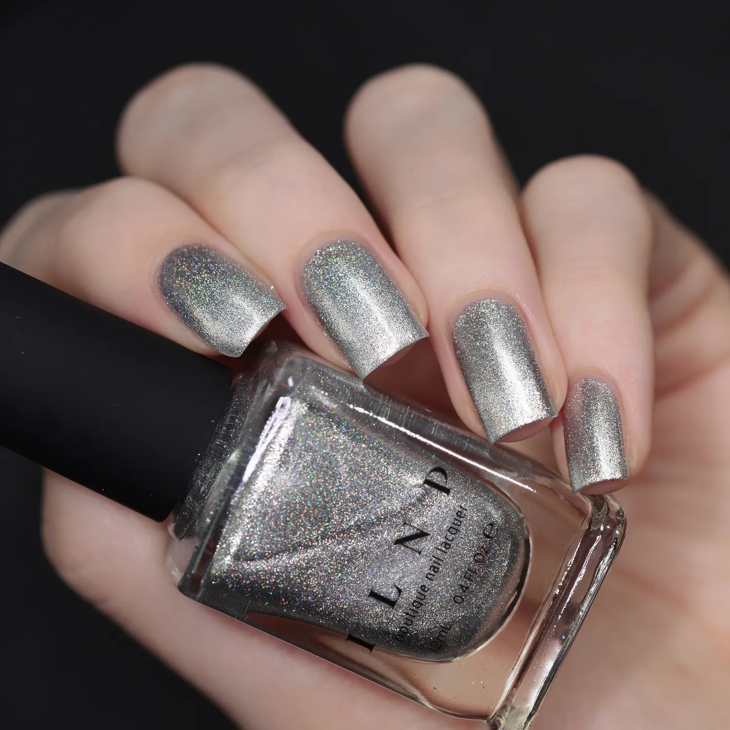 ILNP Avalanche nagellack silver holografiskt