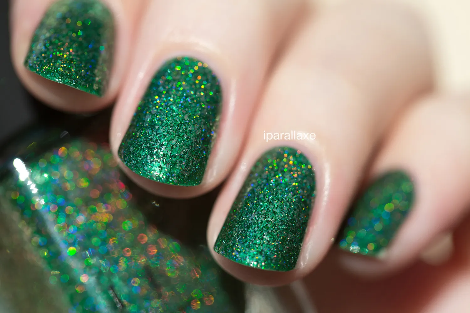 ILNP Lucky One nagellack grön metallic
