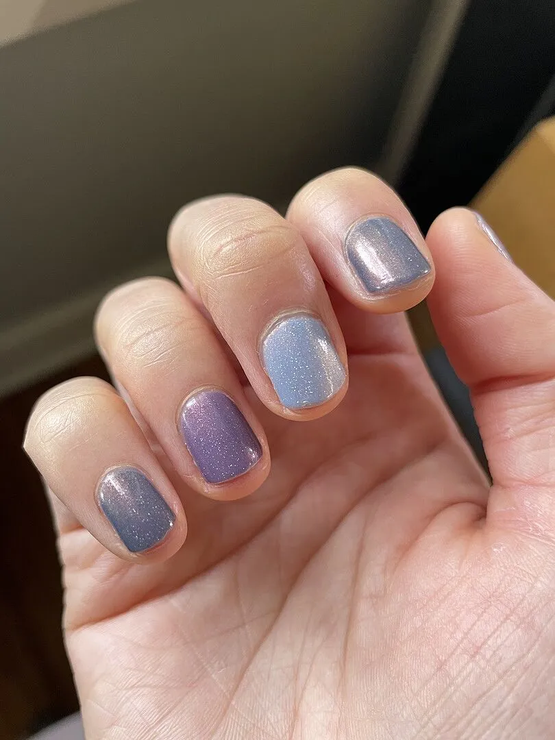 Cirque Colors Wildflowers nagellack lila shimmer