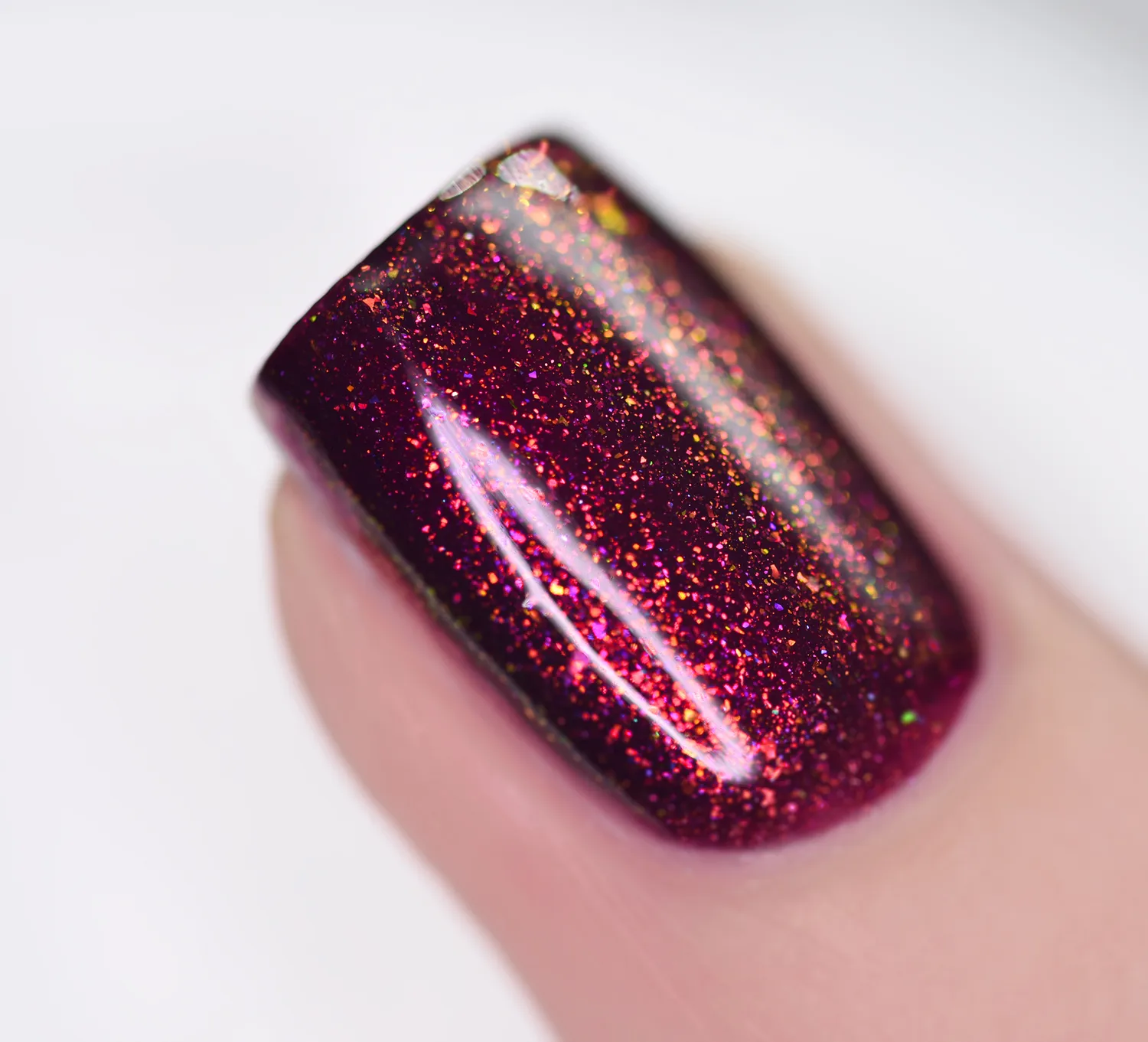 ILNP Real Magic Scarlet nagellackstopper röd